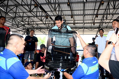 Pembukaan_kontes_burung_berkicau_SKMN_-3_jpg.jpg